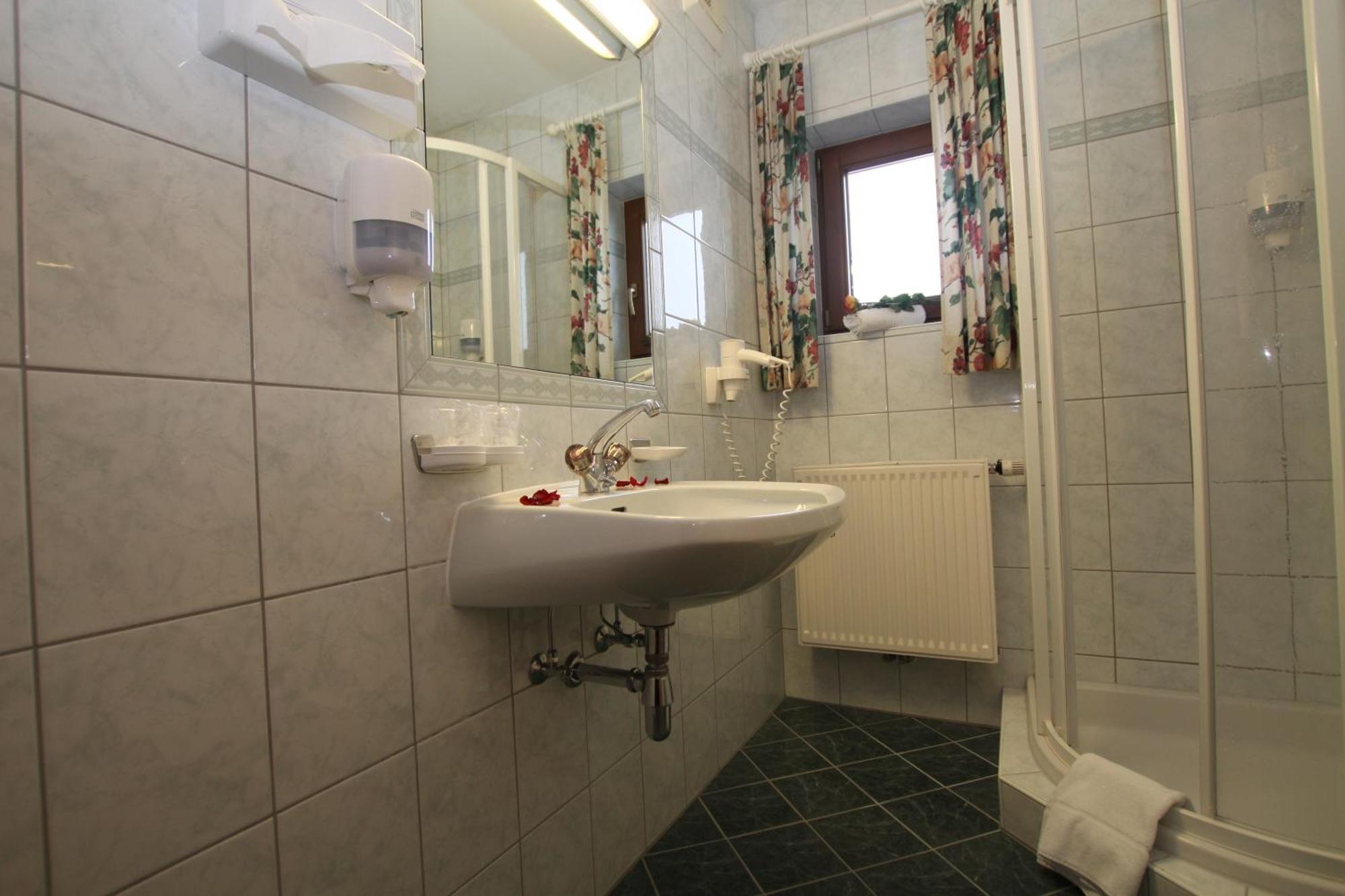 Gast- Und Ferienhof Christler Tux Luaran gambar