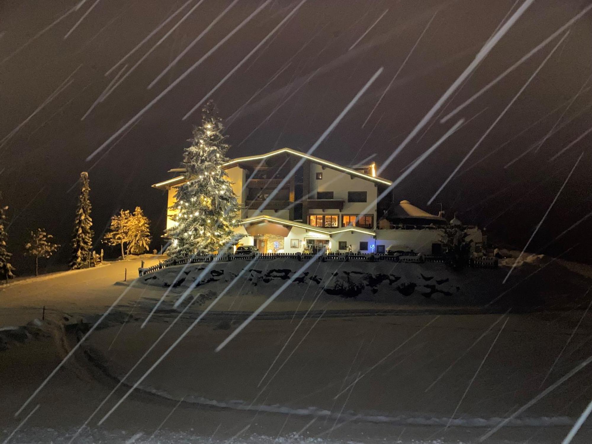 Gast- Und Ferienhof Christler Tux Luaran gambar